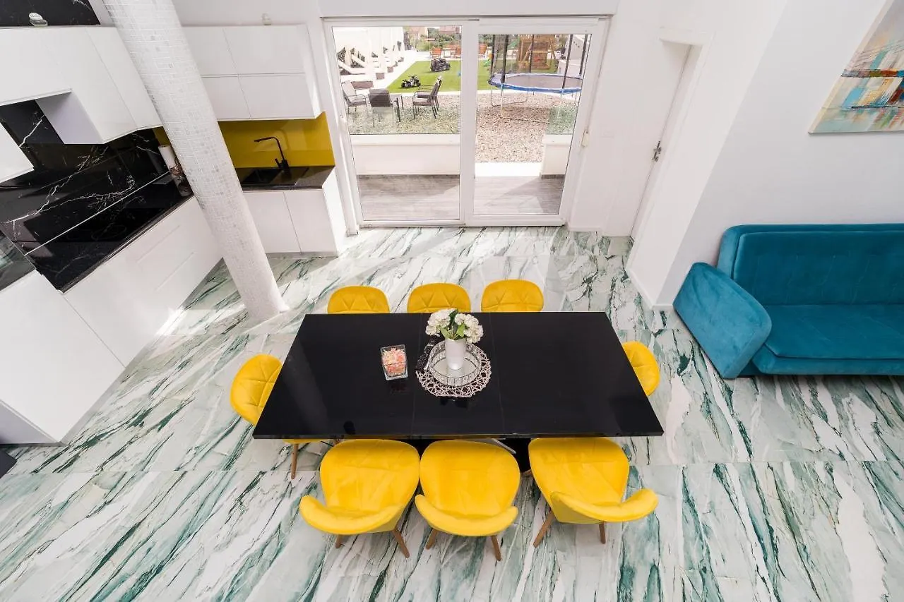 Holiday House Dominik Apartments Sveti Petar  Sveti Petar (Zadar)