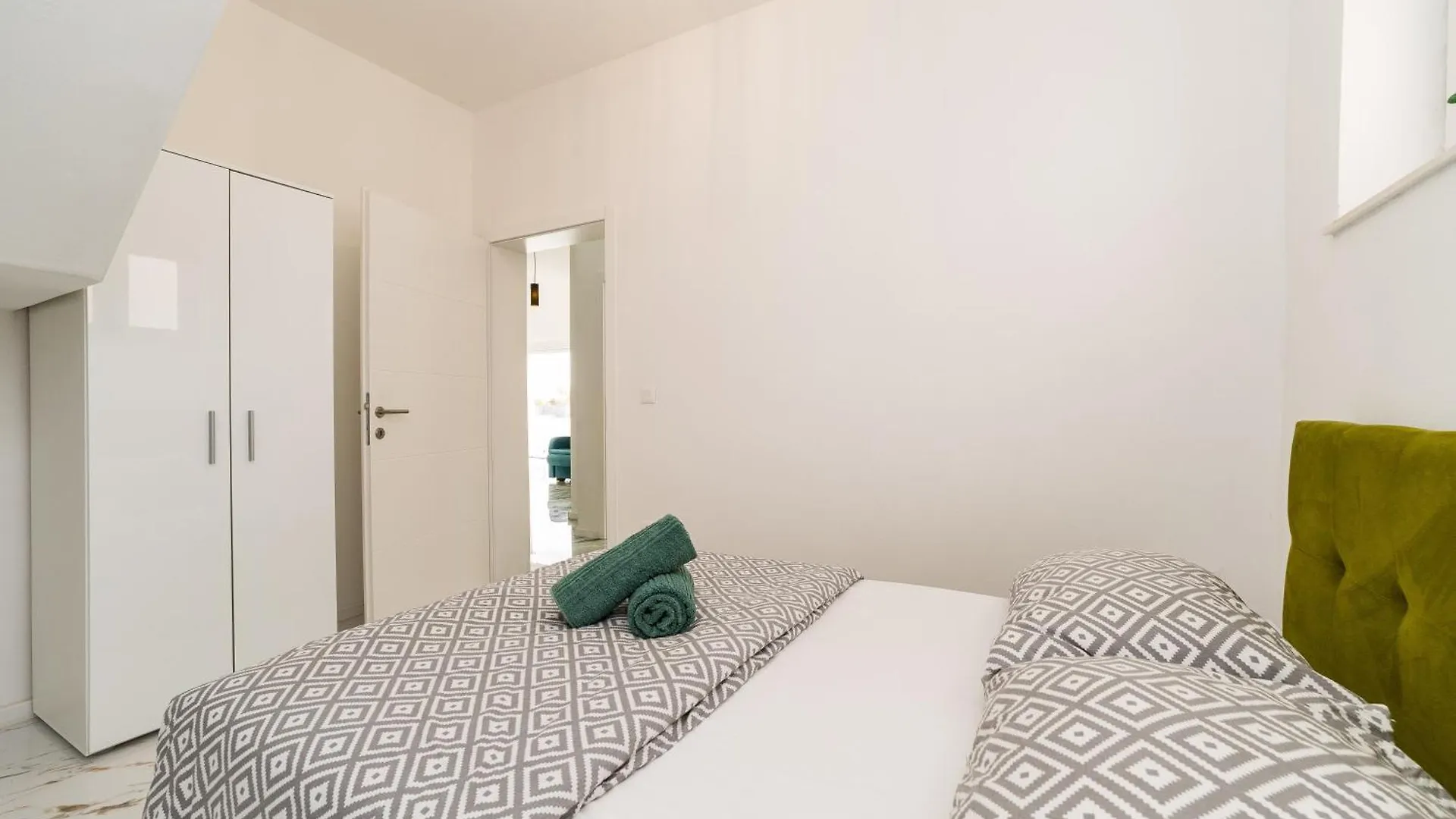 Holiday House Dominik Apartments Sveti Petar